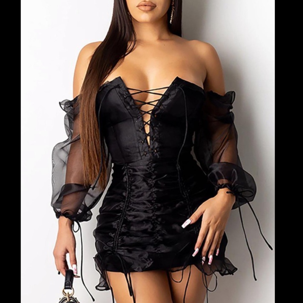 BLACK CHIFFON OVERLAY LACE-UP DRESS